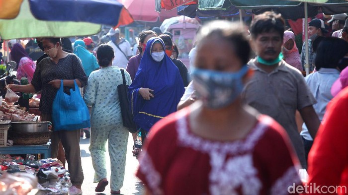 Berdasarkan catatan DPP IKAPPI, terdapat 1.392 pedagang pasar yang terpapar virus Corona dengan total kasus meninggal dunia sebesar 55 orang.