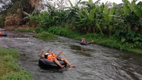 River tubing di Sungai Logung memiliki panjang sungai 2,3 km dengan lebar sungai 6 meter dan kedalaman 20 cm hingga 1,5 meter. Selain itu terdapat spot yang menantang bagi pengunjung.