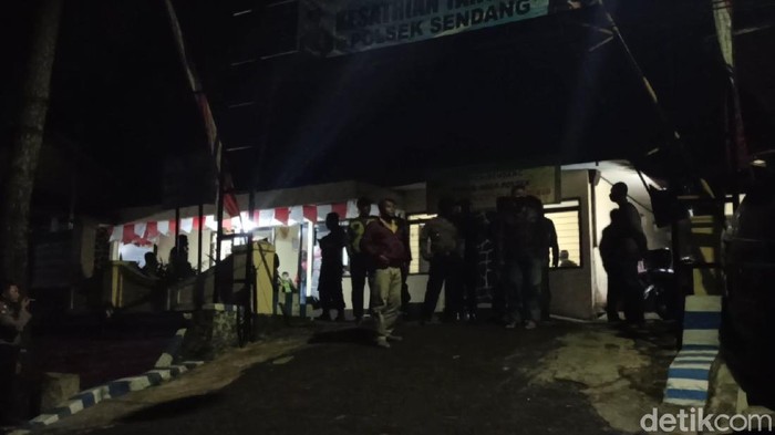 Seorang Pria di Tulungagung Tewas Dikeroyok Warga