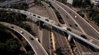 Sejumlah ruas tol waktunya mengalami kenaikan tarif dalam waktu dekat. Setidaknya sudah ada 21 Badan Usaha Jalan Tol (BUJT) yang mengajukan penyesuaian tarif.