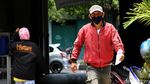 Tak Punya Ponsel Pintar, Ortu Siswa Serahkan Lembar Ujian ke Sekolah