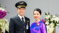 Ada tiga program lain yang ditawarkan selain menjadi pramugari, yaitu kursus pelatihan simulator darurat satu setengah hari dan menghabiskan waktu satu hari di dapur dengan koki Thai Airways.(Crew Journey/Facebook)
