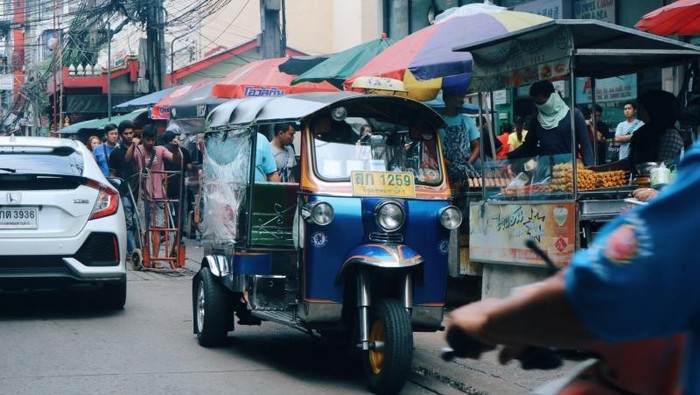 Moda transportasi favorit turis di Thailand