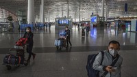 Mereka yang akan kembali diwajibkan menjalani karantina selama dua minggu dan mengikuti protokol kesehatan lainnya.