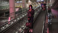 Namun disebutkan masih ada beberapa pengecualian dalam peraturan baru tersebut. Kementerian Luar Negeri China menginformasikan kepada beberapa jurnalis bahwa aturan baru itu mungkin tidak berlaku untuk media.