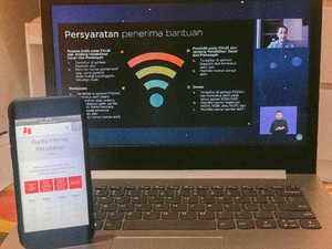 Banyak Siswa di Daerah Tak Bisa Gunakan Bantuan Kuota Pelajar