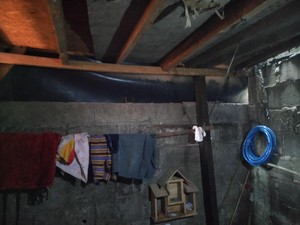 Cerita Tauhid soal Detik-detik Penemuan Sanca 4 Meter Terjepit di Dinding