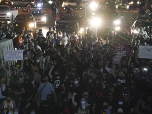 Buntut Demo Kematian Breonna Taylor Bikin Politikus Ikut Diamankan