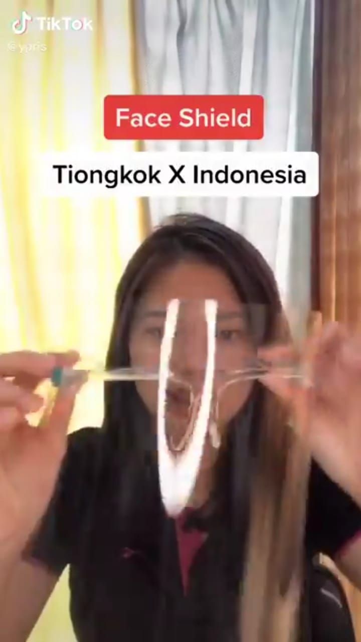 Face Shield Ini Ternyata Diciptakan Sebagai Pelindung Cipratan Minyak
