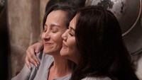 Film tersebut juga diisi banyak bintang lainnya seperti Karina Suwandi hingga Verdi Solaiman. Dok. Instagram