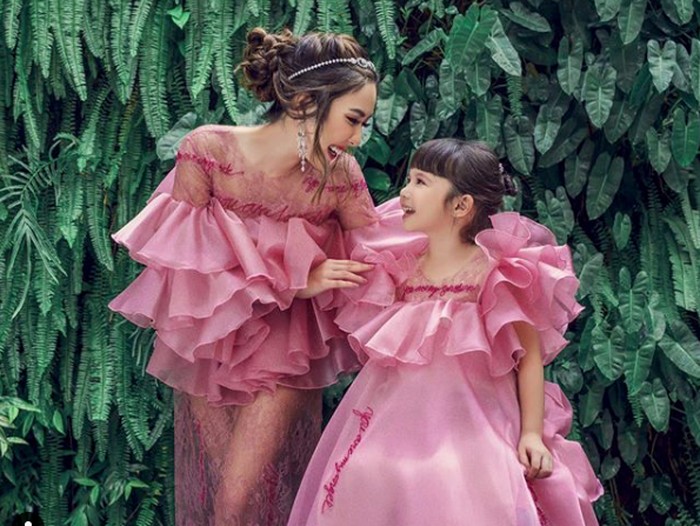 Gisel dan Gempi saat pemotretan bersama Rio Motret.