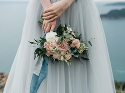 Viral Ibu Mertua Diduga Suruh Orang Siram Cat Merah ke Gaun Calon Menantu