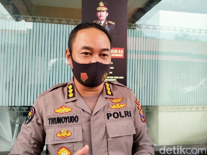Kabid Humas Polda Jatim Kombes Trunoyudo Wisnu Andiko