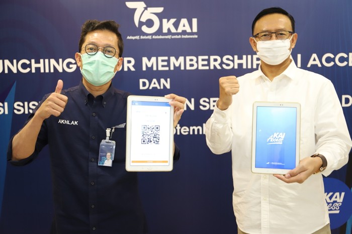 PT Kereta Api Indonesia (Persero) memperkenalkan program loyalitas Railpoint, dan sistem pembayaran dan layanan digital terintegrasi dengan Bank Mandiri.
