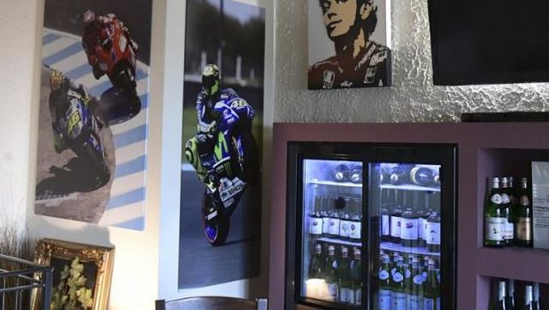 Kota kelahiran Rossi kini menjadi destinasi wisata para penggemarnya.
