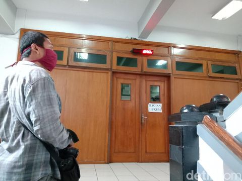 Kantor Biro Hukum Setda Kudus, Jumat (25/9/2020). Ada seorang pegawai di Biro Hukum Setda Kudus yang meninggal dunia positif Corona, Kamis (24/9). Hasil tracing sementara, ada enam pegawai lain di kantor itu yang juga positif Corona.
