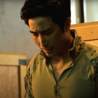 Nama Lee Geun kemudian semakin terkenal setelah dirinya menghadiri acara survival show di Inggris yang berjudul Special Forces-Ultimate Hell Week. Dalam acara tersebut Lee Geun menjadi seorang pelatih tamu. Foto: Instagram/@rokseal