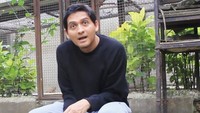Lucky Hakim pun harus mengeluarkan biaya yang lumayan besar untuk perawatan hewan-hewannya itu. Dok. Instagram/luckyhakimofficial