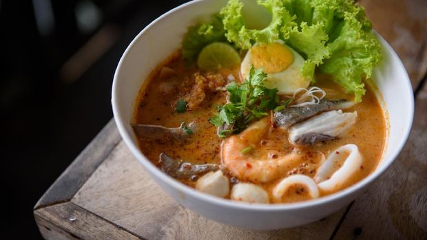 Mie Tom Yum