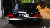 Fitur yang tidak kalah keren ialah mesin yang digendong Mercedes-Benz. Karena meski produksi 1992 bisa dipastikan teknologi yang ditawarkan 8 tahun lebih canggih.