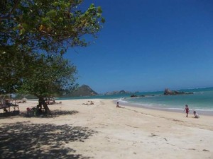Ini Pantai Kuta tapi di Lombok