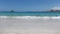Deburan ombak Pantai Selong belanak yang indah. (Foto: Lena Ellitan/dtraveler) ***   Artikel ini merupakan kiriman pembaca detikTravel, Lena Ellitan dan sudah tayang di dTravelers Stories. Anda punya pengalaman liburan lainnya, segera kirim ke detikTravel lewat tautan ini.