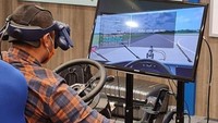 Lewat modul itu peserta disimulasikan sebagai pengendara kendaraan foam tender merek Oshkosh 3000 yang merupakan salah satu armada utama dalam penanganan keadaan darurat di Bandara Internasional Soekarno-Hatta. Modul itu juga memiliki lansekap lengkap sisi udara Soekarno-Hatta seperti runway, taxiway, apron dan sebagainya.