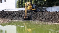 Saat ini progres pembangunan waduk mencapai 30 persen.