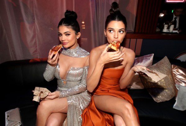 Seleb Hollywood Suka Pizza
