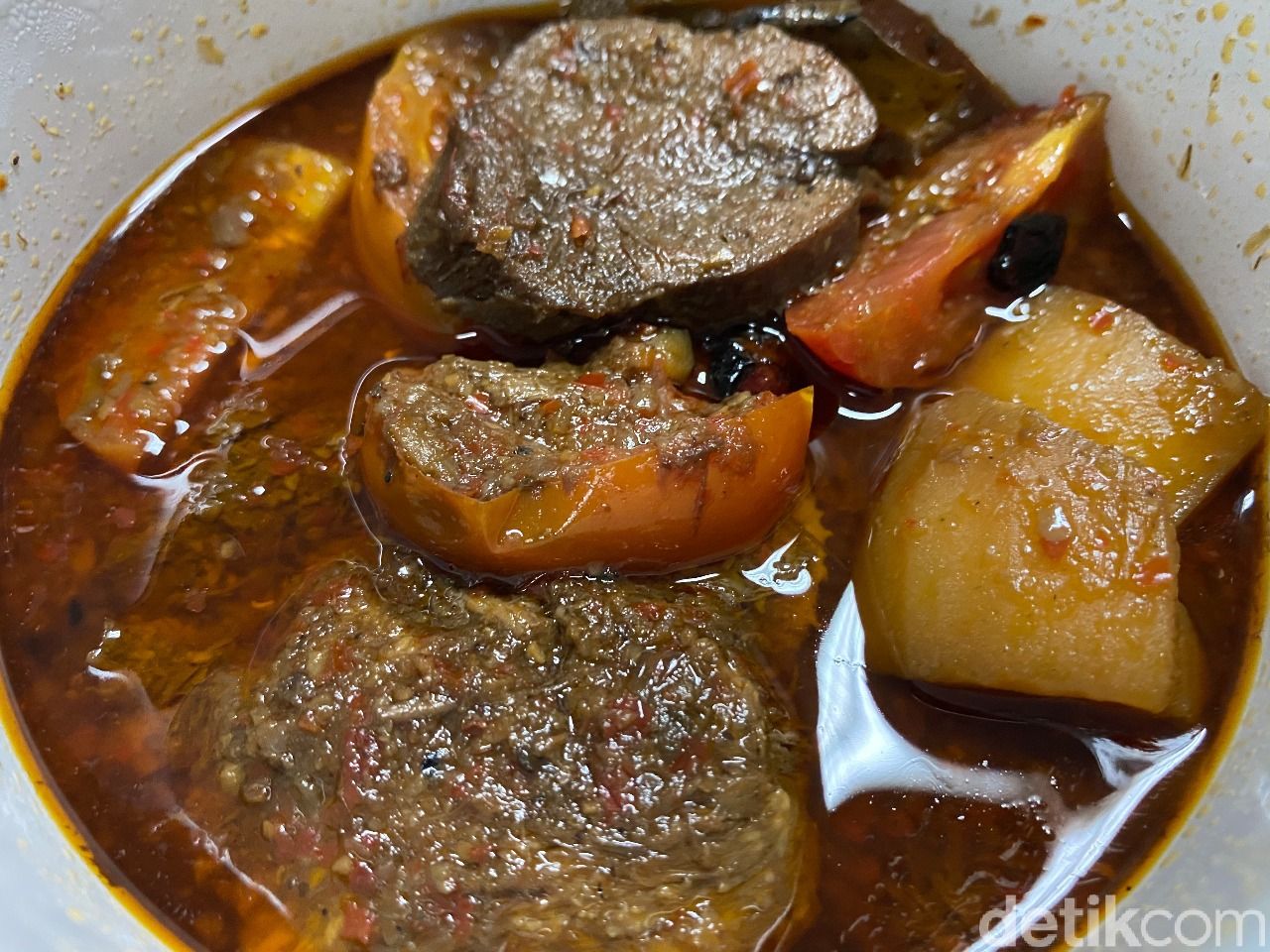 Rantang 'Nusantara by Locavore' Bisa Menebus Kangen Masakan Tradisional