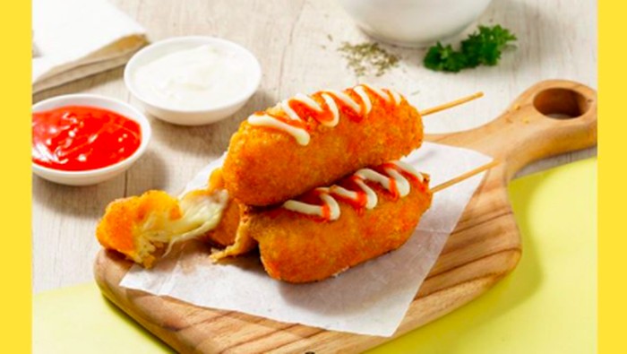 Rekomendasi jajan corn dog online