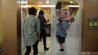 Kasubag Humas Ditjen Imigrasi Ahmad Nursaleh mengatakan kini ketentuan tersebut belum berlaku karena belum terdapat peraturan teknisnya.