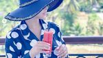 Liburan Manja ala Syahrini di Bromo dan Borobudur