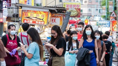 Potret Taiwan di Kala Lockdown, Warga Bebas Nongkrong