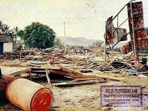 Melihat Lagi Kengerian Tsunami Saat Terjang Banyuwangi Tahun 1994