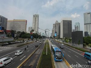 Volume Kendaraan Meningkat 11,66% Usai DKI Tak Terapkan PSBB Ketat