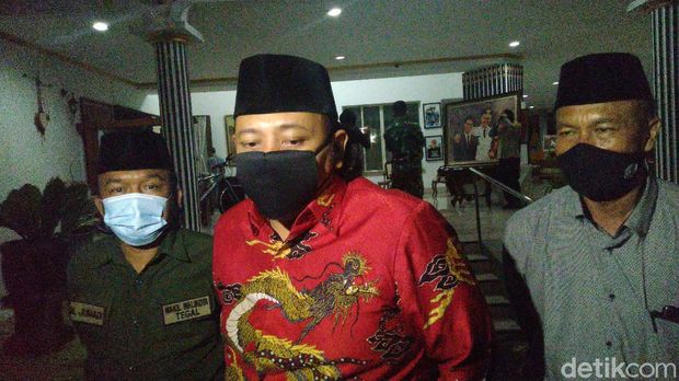 Wali Kota Tegal Dedy Yon Supriyono menemui Gubernur Jawa Tengah Ganjar Pranowo di Semarang, Jumat (25/9/2020).