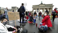 Gerakan Fridays For Future menuntut pemerintah Jerman menghapus batubara pada tahun 2030 dan menjadikan Jerman netral karbon pada tahun 2035. AP Photo/Michael Sohn