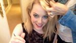 Ini Gaya Makan Es Krim si Cantik Emma Stone yang Baru Saja Menikah