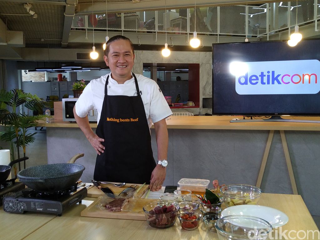 Event d'Xpertise Chef Chandra Bocorkan Rahasia Resep Semur Daging Andalannya