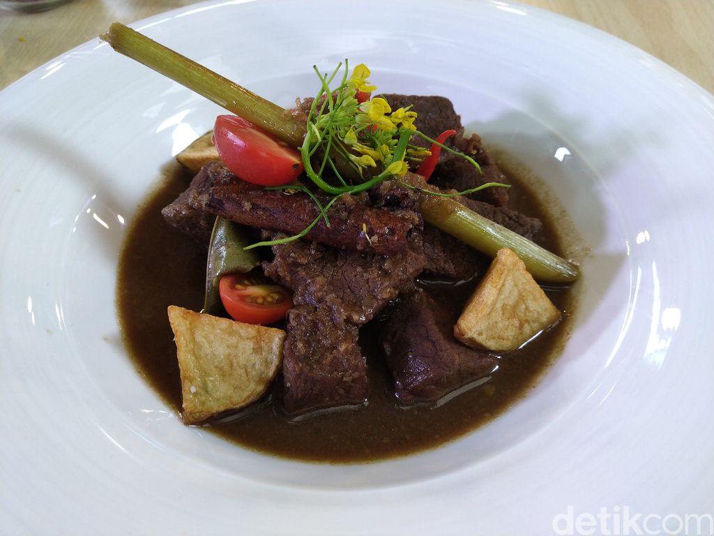 Event d'Xpertise Chef Chandra Bocorkan Rahasia Resep Semur Daging Andalannya