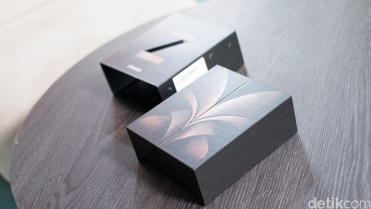 Galaxy Z Fold 2