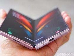 Super Mewah! Menggenggam Ponsel Sultan Harga Rp 33,9 Juta