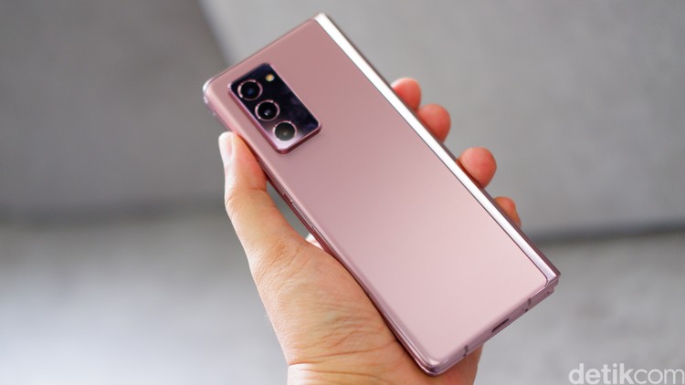 Galaxy Z Fold 2
