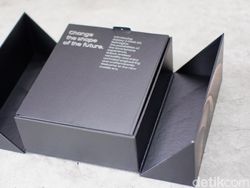 Super Mewah! Menggenggam Ponsel Sultan Harga Rp 33,9 Juta