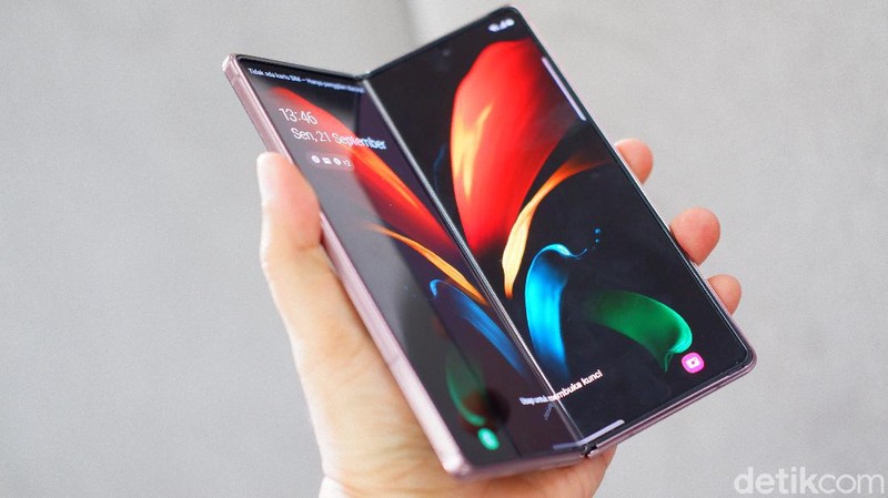 Galaxy Z Fold 2