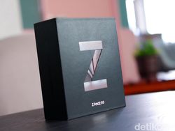 Super Mewah! Menggenggam Ponsel Sultan Harga Rp 33,9 Juta