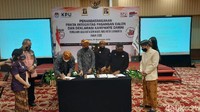 Poin kedua berisi bahwa mereka siap mematuhi ketentuan pembatasan atau pengaturan jumlah kehadiran peserta pada saat kampanye sesuai PKPU nomor 13 tahun 2020. Siap mematuhi protokol kesehatan COVID-19 dengan menerapkan 4M, memakai masker sesuai ketentuan mencuci tangan, menjaga jarak dan menghindari kerumunan.