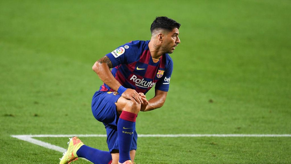 Luis Suarez sudah disambut oleh rekan-rekan barunya di Atletico Madrid (Getty Images/David Ramos)