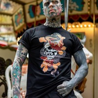 Dikatakan jika sejumlah orangtua yang mengajukan komplain setelah melihat penampilan Sylvain. Padahal kebanyakan dari mereka bukan orangtua murid yang diajarnya. Penampilanku menjadi masalah untuk sebagian orang tapi sangat sedikit, seperti satu dari 1000 orangtua, dan mereka adalah orangtua dari anak-anak yang tidak ada di kelasku. Tapi dengan orangtua anak-anak di kelasku, semuanya berjalan baik, ungkap Sylvain. Foto: Instagram @freakyhoody